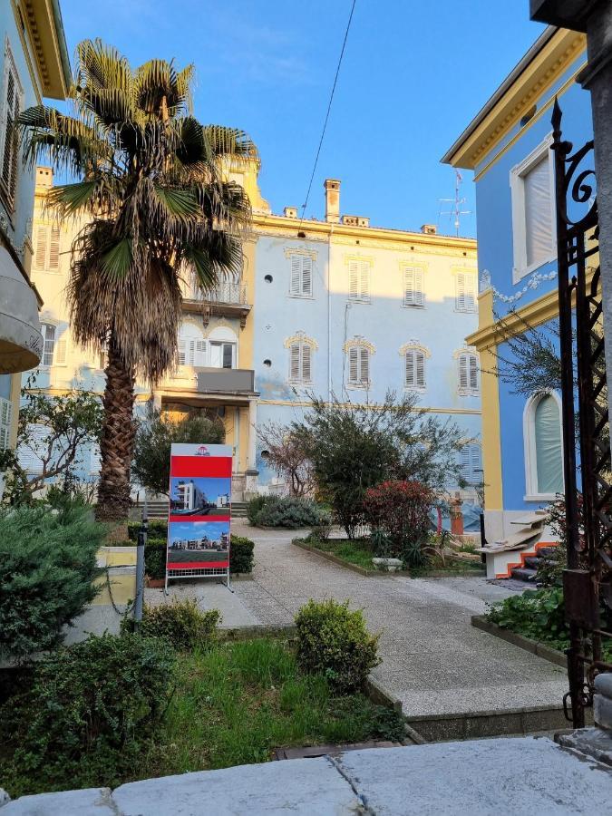 Apartment Elizabeth PUY Exterior foto